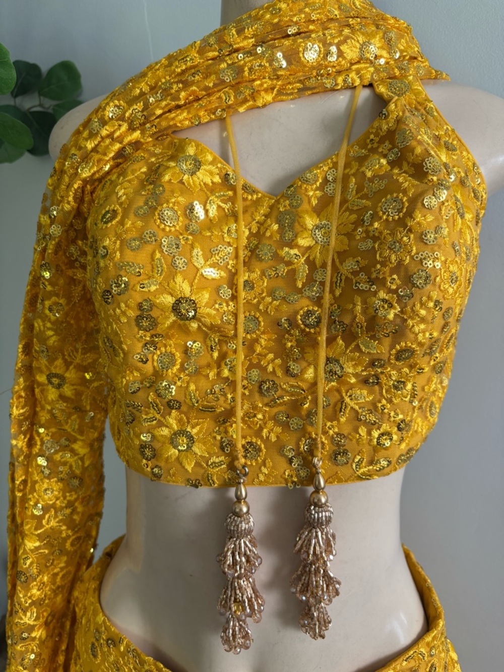 AhoiCHIC Yellow Embroidered Dress - M - Picture 4 of 16